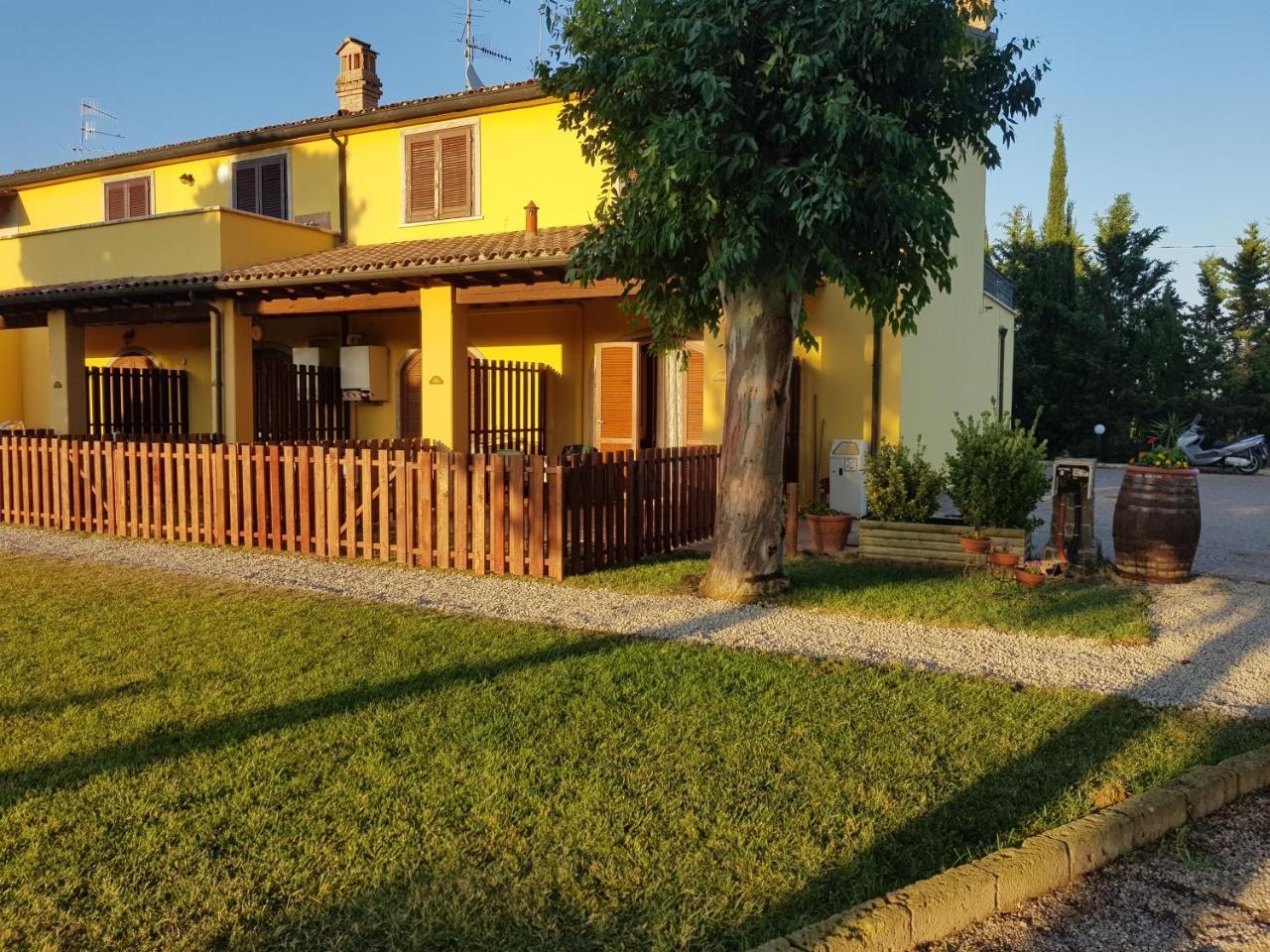 Agriturismo La Dolce Collina Villa Follonica Exterior photo